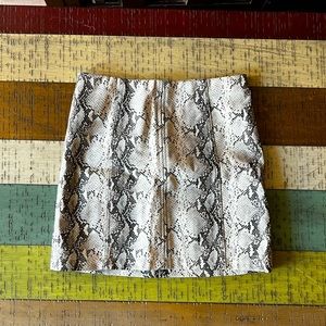 Faux snakeskin skirt NWOT